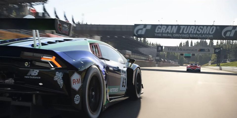 Gran Turismo 7 PS4 Review Sony gibt GaaS.